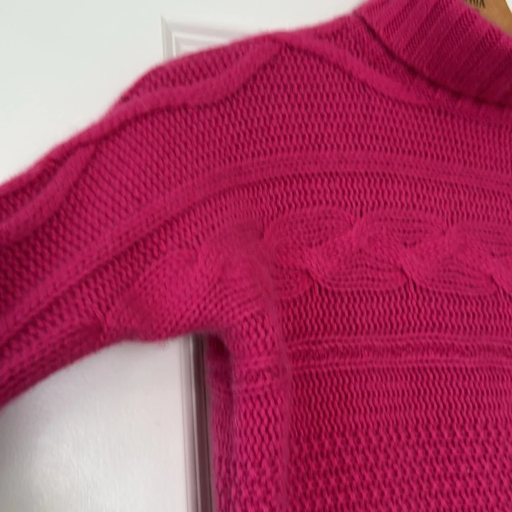 Garnet Hill Cashmere Cable Knit Sweater Turtleneck Magenta Pink M w MEASUREMENTS - Picture 7 of 12